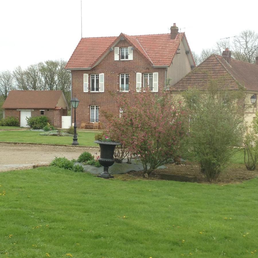 La Maison D'Amis Auneuil Экстерьер фото